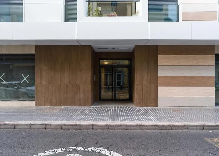 Urban Square 3b3 By Canariasgetaway *